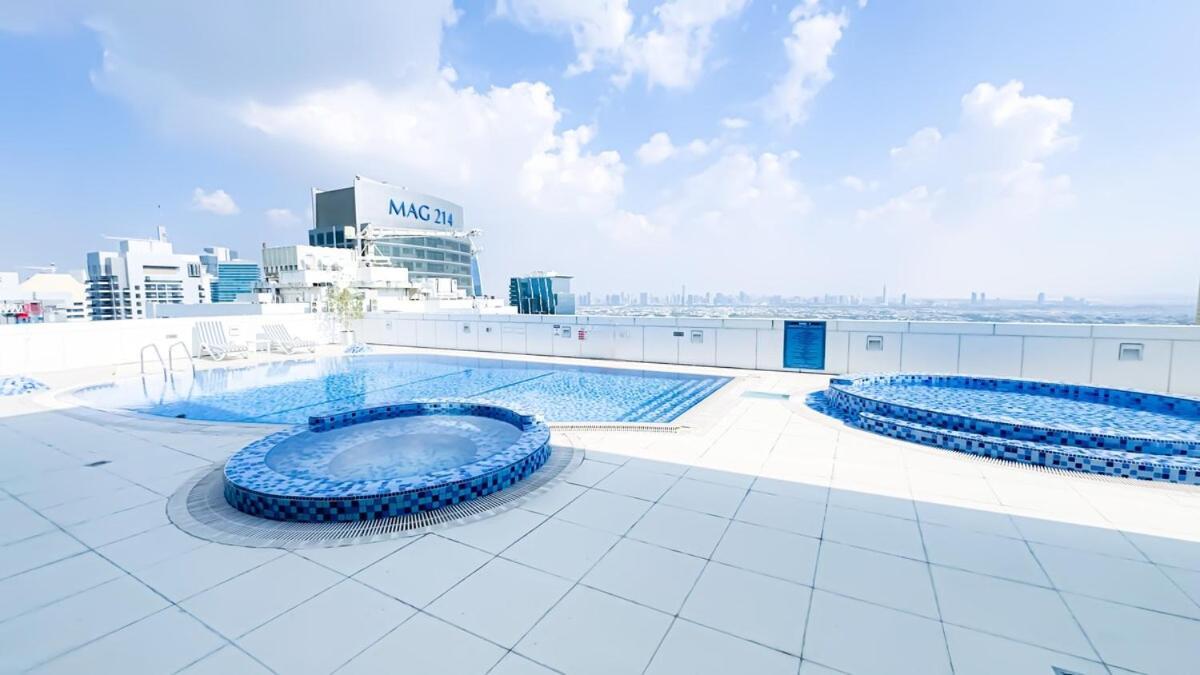 Sophisticated 2br In Jlt - Walk To Metro & Vakantiehuis